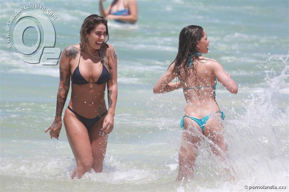 Dani Bolina foi flagrada de biquíni socado na praia - Foto 169091